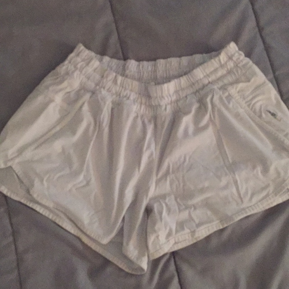 Lululemon tracker shorts